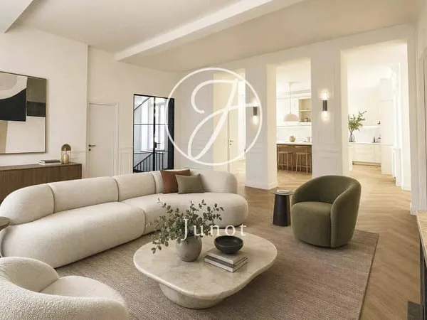 Appartement 5 pièces 181 m²