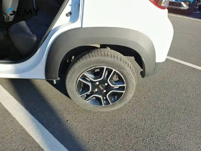 Dacia Spring — photo 11