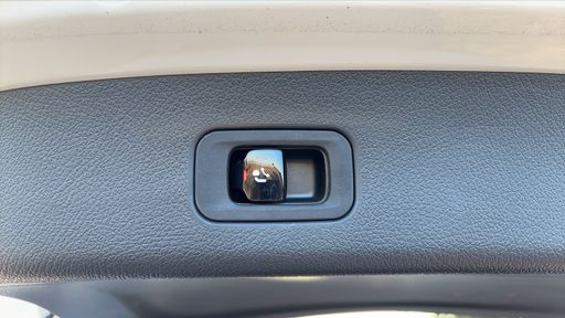 Mercedes Classe GLC 300 de 333 EQ Power 4Matic 9G-Tronic - AMG Line – 2023 – 39085 km – Hybride rechargeable – Boîte Automatique — photo 9