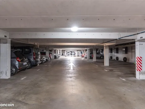 Garage/box Lyon