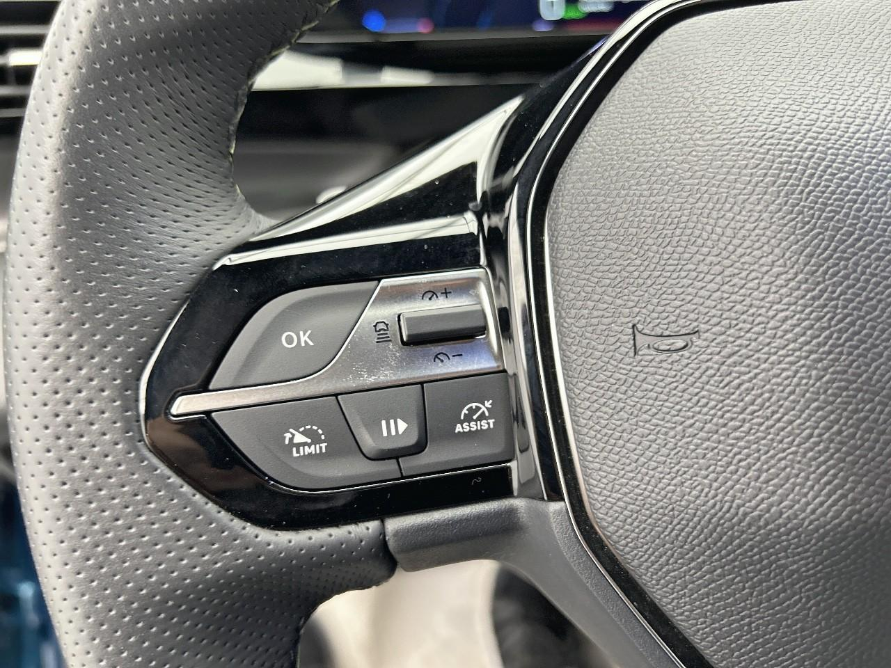 Peugeot 308 phev 180 e-eat8 gt — photo 24