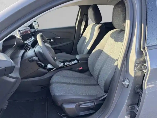 Peugeot 208 electrique 50 kwh 136ch — photo 11