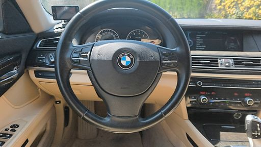 BMW Serie 7 4.4 i V8 465 ActiveHybrid BVA8 - Exclusive – 2011 – 94000 km – Hybride essence – Boîte Automatique — photo 35