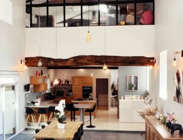 Maison 16 pièces 435 m²