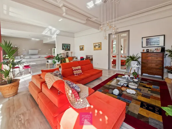 Appartement 4 pièces 155 m²