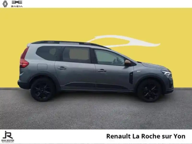 Dacia Jogger 1.0 tce 110ch sl extreme 7 places — photo 13