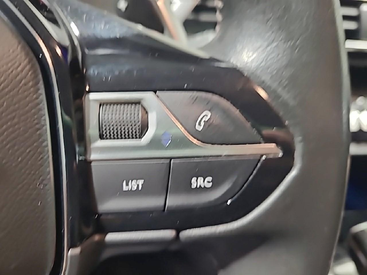Peugeot 3008 puretech 130ch s&s eat8 active pack — photo 23