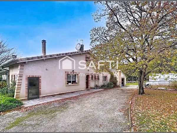 Maison 6 pièces 148 m2 avec terrain constructible de 3889 m2