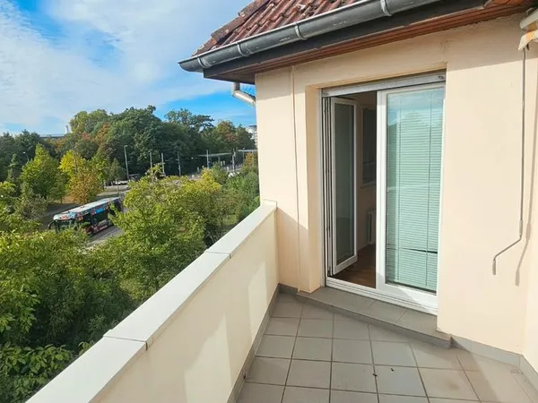 Strasbourg Robertsau - Superbe 3 pièces meublé en duplex avec 2 terrasses, garage et cave - 81 m² au