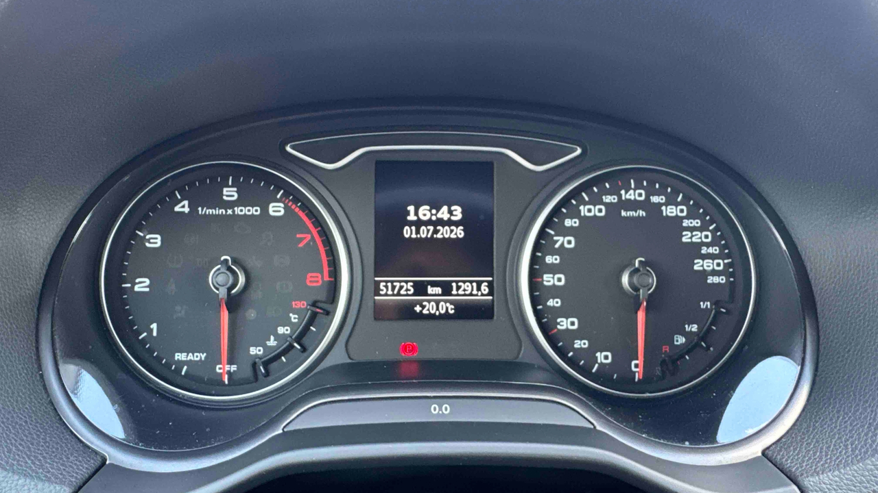 Audi Q2 35 TFSI 150 S tronic 7 — photo 10