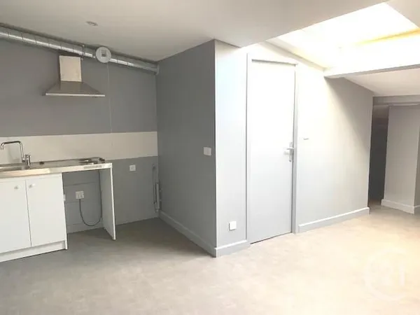 Studio 1 pièce 21 m²