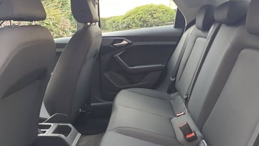 Audi A1 Sportback 1.0 TFSI 95 - Pack Entry – 2022 – 39752 km – Essence – Boîte Manuelle — photo 12
