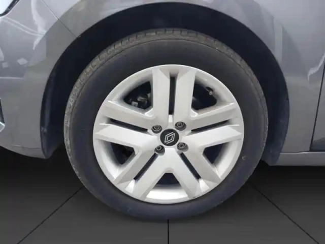 Renault Clio 1.5 dci 100ch evolution - 25 — photo 11