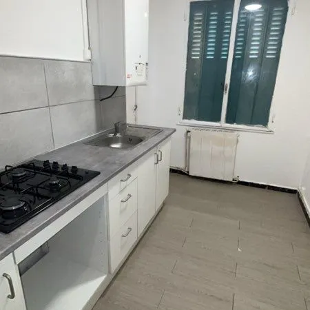 Apparemment à vendre