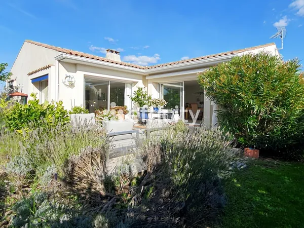 Maison 7 pièces 203 m²