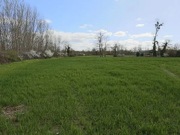 À vendre Terrains agricoles à Saint-Germain-de-Salles