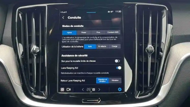 Volvo V60 t6 awd hybride rechargeable 253 ch + 145 ch geartronic 8 — photo 20