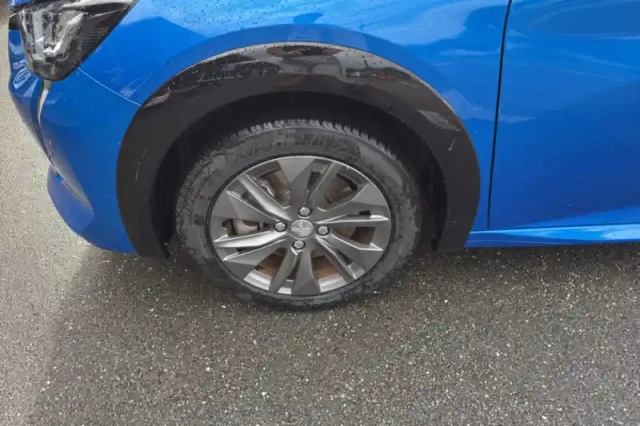 Peugeot 208 electrique 50 kwh 136ch — photo 13