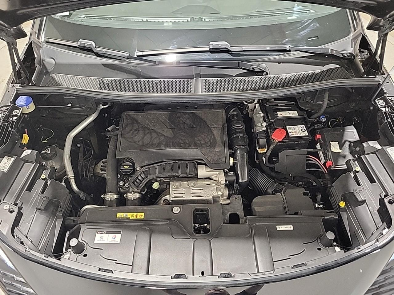 Peugeot 3008 puretech 130ch s&s eat8 gt — photo 15