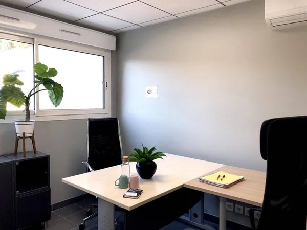 Bureaux 67 m²