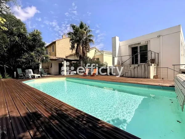 Bien immobilier de rendement Vente Cannes 10p 303m² 1370000€