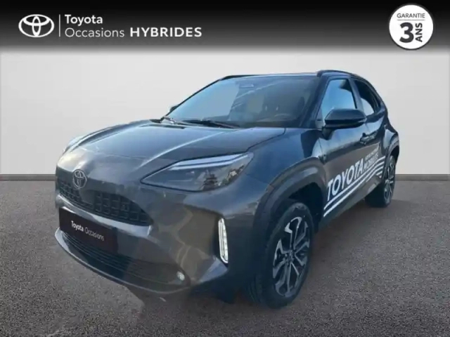 Toyota Yaris cross 130h design my25