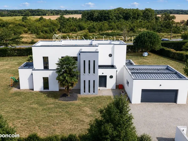 Maison 5 pièces 177 m²