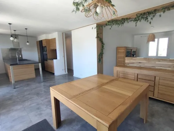 Maison 5 pièces 120 m² Saint-Maurice-les-Brousses