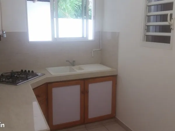 Appartement t2 perinnet le Gosier