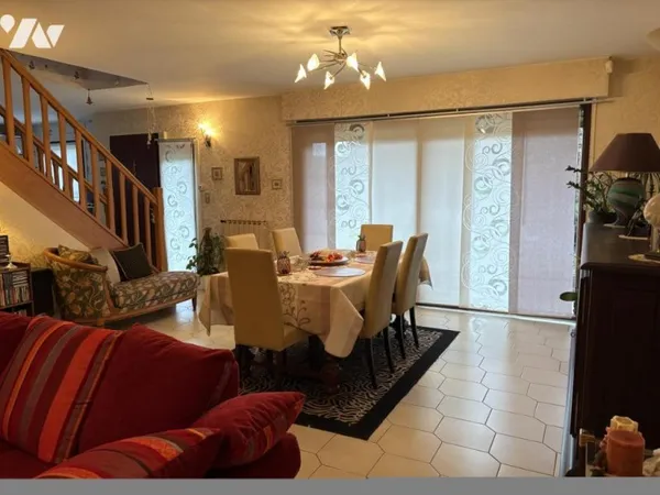 Maison 6 pièces 121 m²