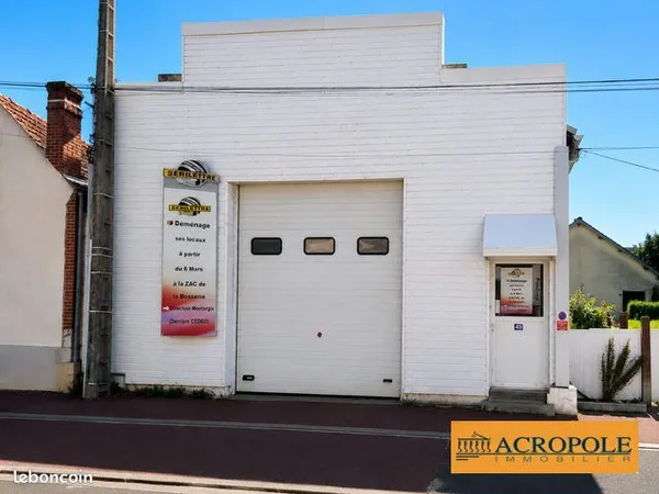 Garage 212 m² Poilly-lez-Gien