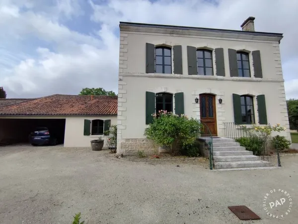 Maison 6 pièces 390 m²