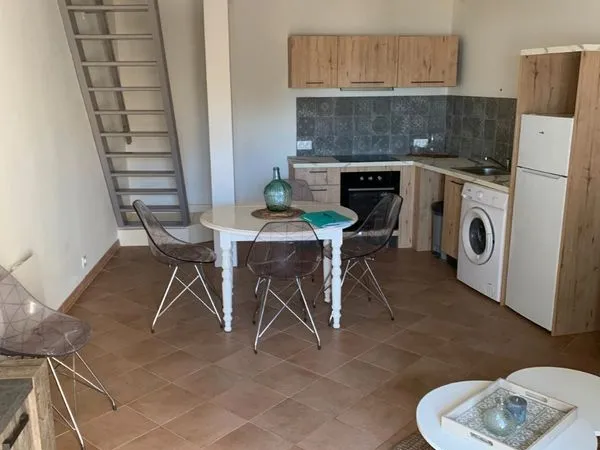 Maison de village t3 50 m2 meublée