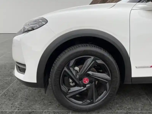 Ds Ds 3 crossback essence 100 performance line + caméra gps carplay radar av/ar 1ère main — photo 9