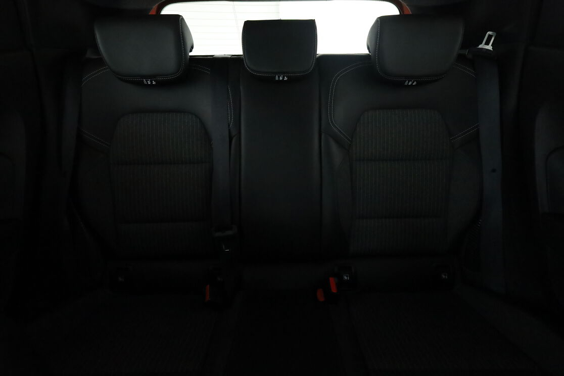 Renault Clio 1.6 E-Tech Hybride Techno — photo 14