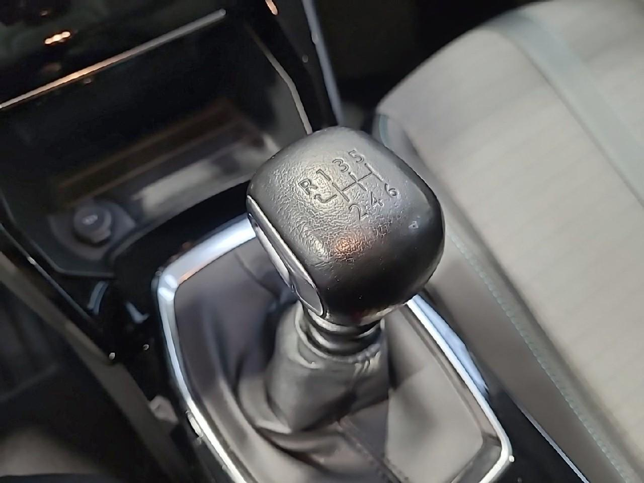 Peugeot 208 puretech 100 s&s bvm6 allure pack — photo 17