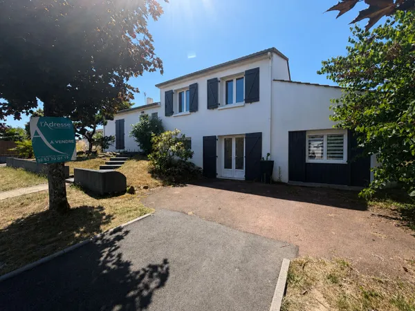 Maison La Limouziniere 7 pièce(s) 159 m2