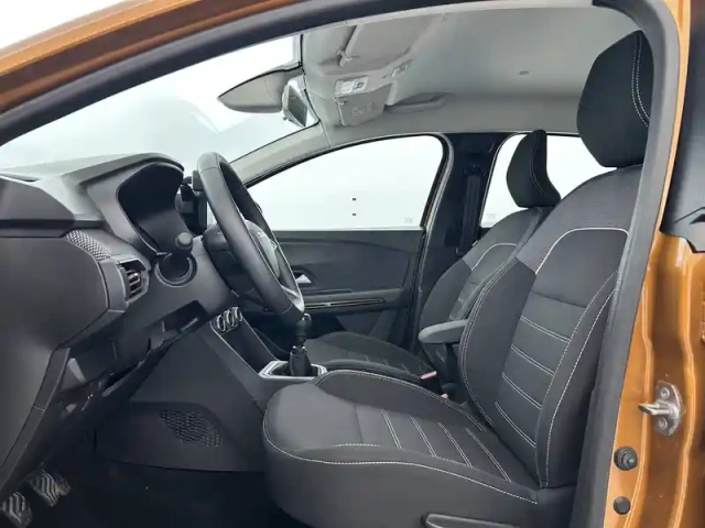 Dacia Sandero tce 110 — photo 18