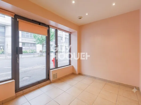 Murs commerciaux libre à vendre de 41.35 m²