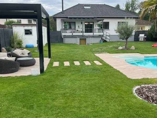 Maison 6 pièces 130 m² - Piscine - Terrain 8,3 ares - Bartenheim