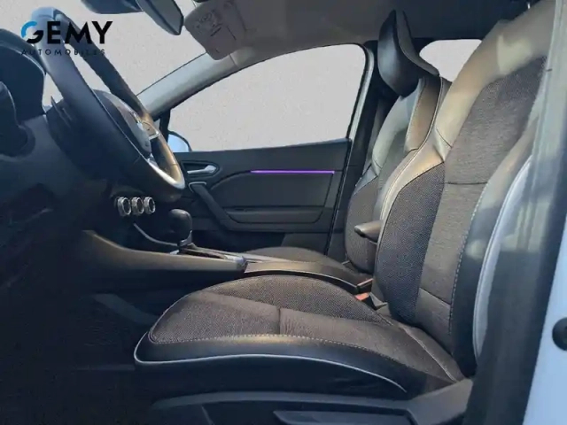 Renault Captur tce 140 edc - 21 — photo 26
