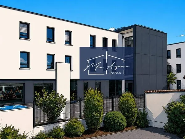 Local d'activité 91 m²