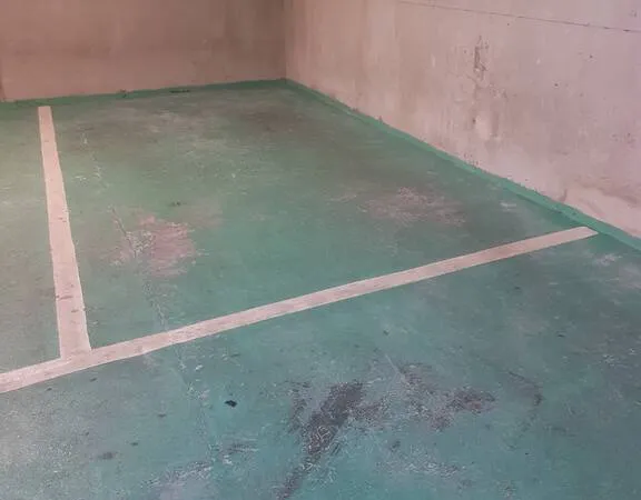 Garage/Parking