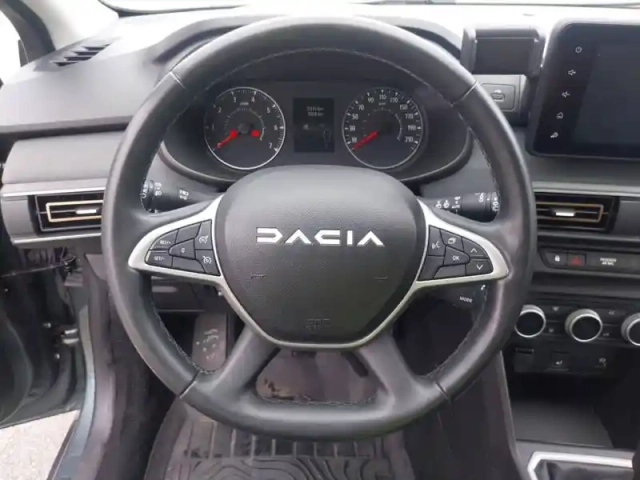 Dacia Sandero tce 90 — photo 12