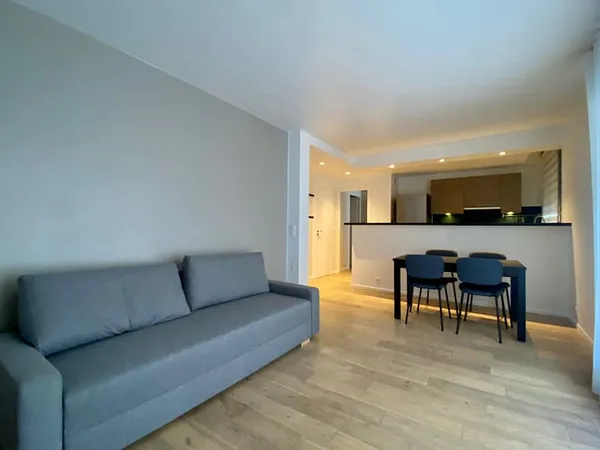 Appartement Location Paris 2p 47m² 1918€