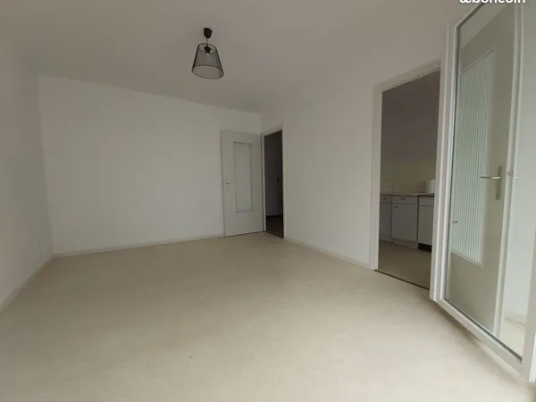F1 BIS de 29 m² avec balcon et cave - Annemasse - Quartier Gare/Chablais Park