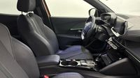 Peugeot 2008 1.2 PureTech 130ch S&S GT EAT8 — photo 15