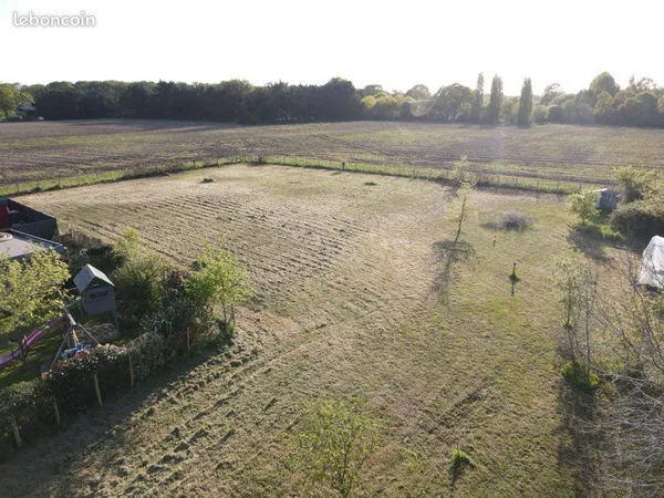 2 grand terrains proche centre