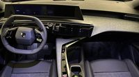 Peugeot 3008 1.2 Hybrid 145ch Allure e-DCS6 — photo 11
