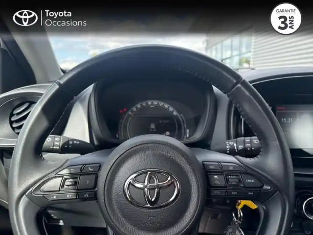 Toyota Aygo X 1.0 vvt-i 72ch dynamic — photo 13